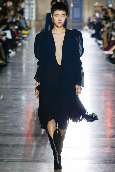 Look 41